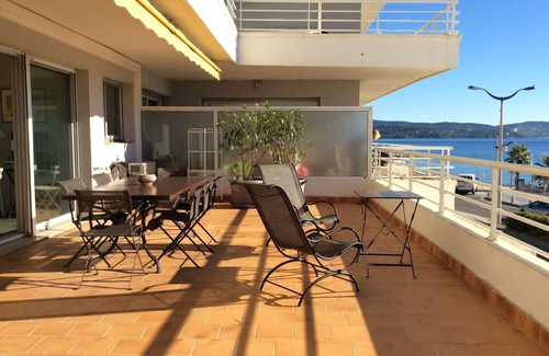 Cavaliere Apartment | Appartement Face Au Port Et Plage, Plein Centre Ville, Grande Terrasse, Piscine
