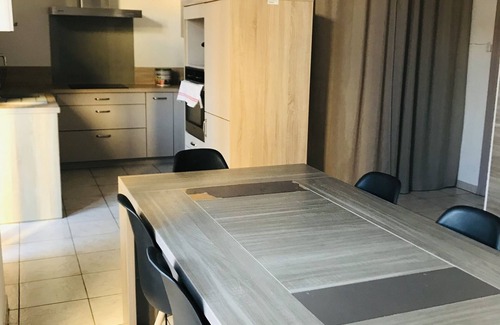 Bas-Vernet Apartment | Appartement Familial Avec Grande Terrasse