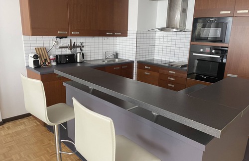 Porte d'Asnieres Apartment | Appartement Familiale 3 pcs 2ch 72 m2 à la Porte de Paris + Parking Gratuit