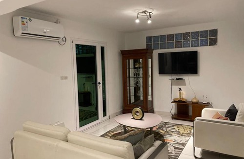 Komo-Mondah Apartment | Appartement Flora Gabon