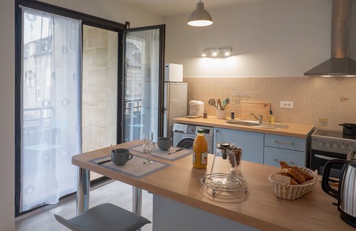 Brive-la-Gaillarde Apartment | ★ Appartement Fonctionnel ★ Parking ★ Balcon
