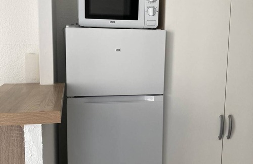Les Arenes Apartment | Appartement T2 Lumineux et Moderne Avec Parking - 4voil245 -