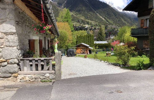 Chamonix-Mont-Blanc Apartment | Appartement en rez de Jardin