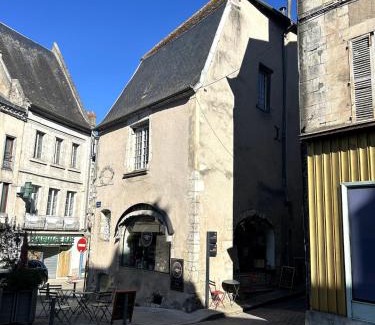 La Charite-sur-Loire Apartment | Appartement au coeur de la ville