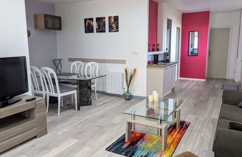 La Roche-sur-Foron Apartment | Appartement Moderne à la Montagne 6 Personnes - 2 Chambres - 1 Salle de Bains