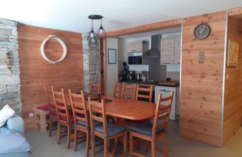 Val Cenis Apartment | Appartement chaleureux avec wifi de 10 personnes à Val-Cenis