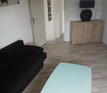 Pierrefitte-sur-Seine Apartment | Appartement confortable 3 pièces