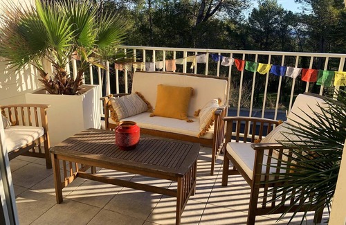 Saint-Gely-du-Fesc Apartment | Appartement T3 Climatisé Avec Piscine Proche de Montpellier