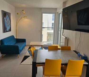 La Varenne Saint-Hilaire Apartment | Appartement neuf en duplex