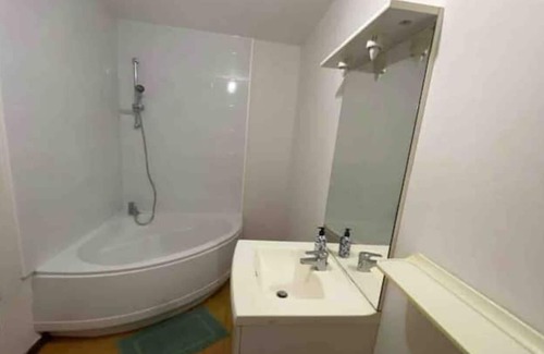 Sermaize-les-Bains House | Appartement Spacieux au Calme