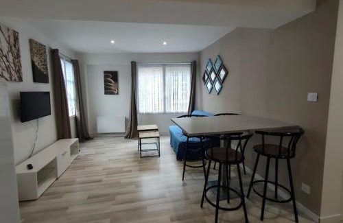 Villedieu-les-Poeles Apartment | Appartement central Villedieu
