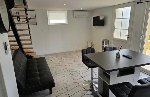 Priay Apartment | appartement guy
