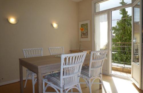 Devant-les-Ponts Apartment | Appartement Hello