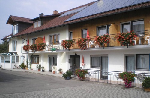 Hartkirchen Apartment | Appartement im Kurort Bad Füssing: Stärken Sie Ihren Körper, Geist und Seele mit einem Urlaub bei uns!