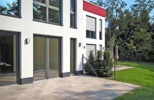 Gartenstadt Apartment | Appartement in Strausberg mit Frühstück inklusive