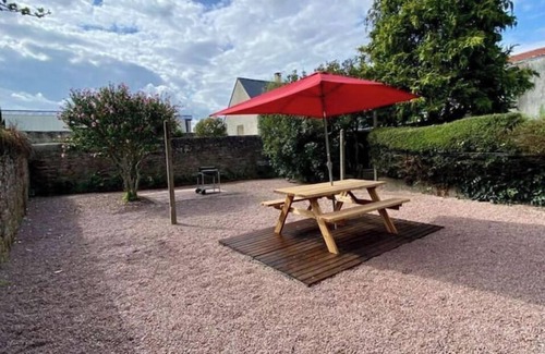 Bressuire Apartment | Appartement Jardin et Spa