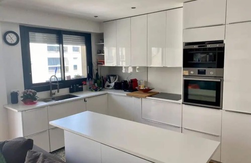 Neuilly-sur-Seine Apartment | Appartement Luxueux à 10 min des Champs-elysées