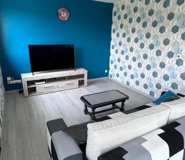 Sainte-Suzanne-and-Chammes Apartment | Appartement "la cité des roses"
