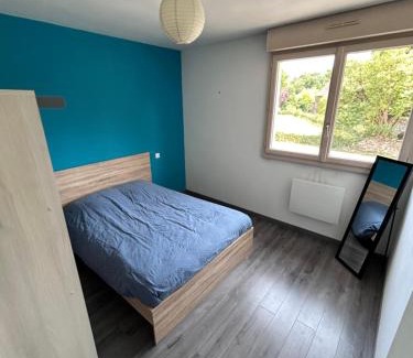 Sainte-Suzanne-and-Chammes Apartment | Appartement "la cité des roses"