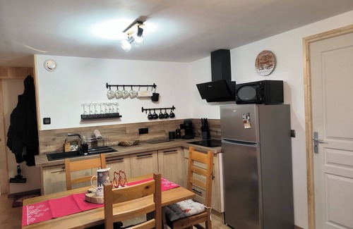 La Bathie Apartment | Appartement la Sapinette