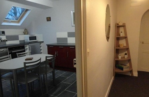 Lassay-les-Chateaux Apartment | Appartement Lassay-les-Châteaux, 2 pièces, 2 personnes - FR-1-600-29