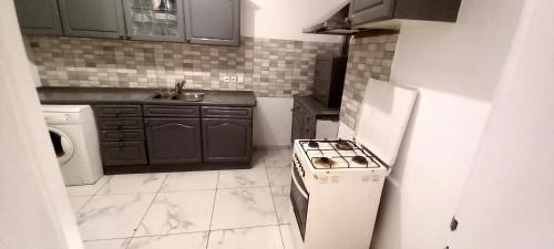 Lome Apartment | APPARTEMENT LCLLK 228