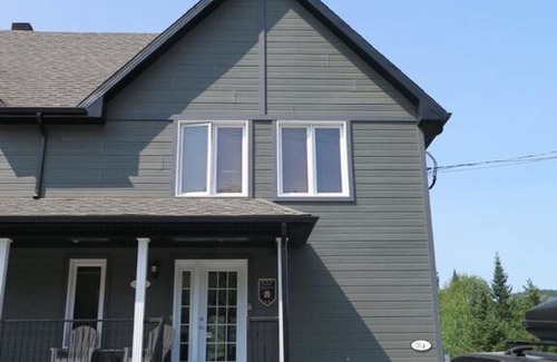 L'Anse-Saint-Jean House | Appartement Le 30 de Vebron