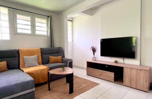 Saint-Joseph Apartment | Appartement Le Colibri avec jacuzzi