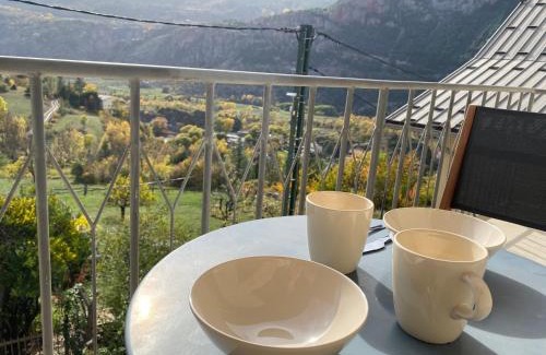 La Roche-de-Rame Apartment | Appartement Le Lauzet