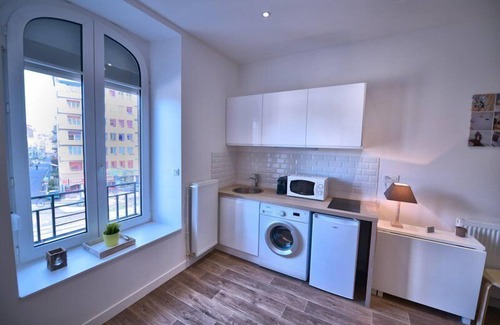 Besancon Apartment | Appartement Les Suites Du Parc -Studio Victor Hugo