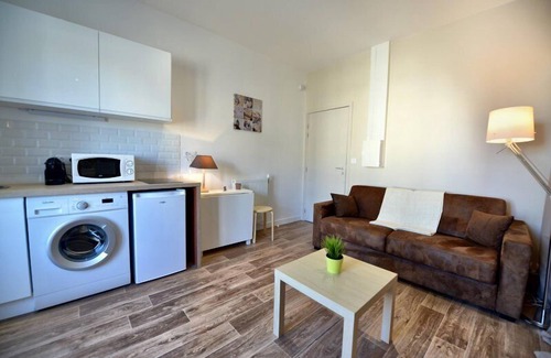 Besancon Apartment | Appartement Les Suites Du Parc -Studio Victor Hugo