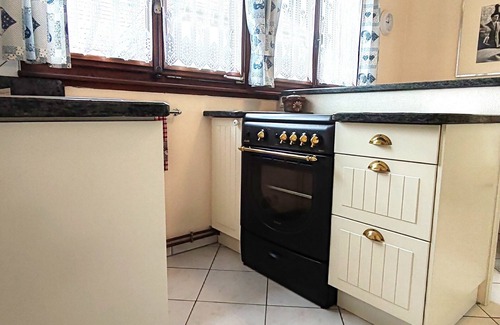 Saint-Pierre-Bois Apartment | Appartement Lino