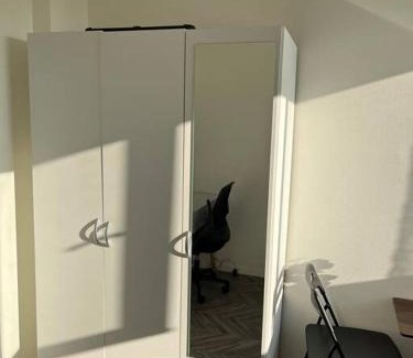 Saint-Quentin Apartment | Appartement lumineux rénové