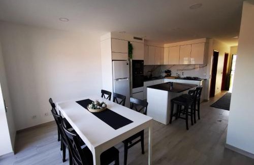 Foz do Arelho Apartment | Appartement luxueux - Vue magnifique, piscine, balcon - Parking
