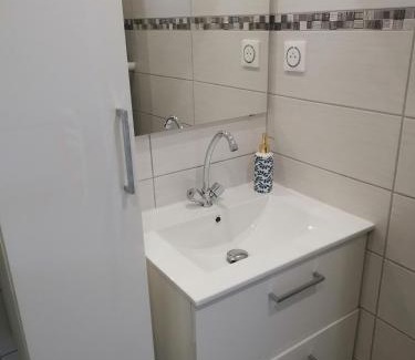 Lissieu Apartment | Appartement meublé proche Lyon au calme