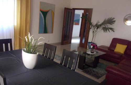 Pointe des Almadies Apartment | Appartement meuble à Mbao