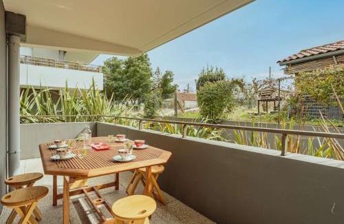 Anglet Apartment | Appartement moderne avec terrasse - entre ville et plage, 3 chambres et parking à Anglet - FR-1-3-583