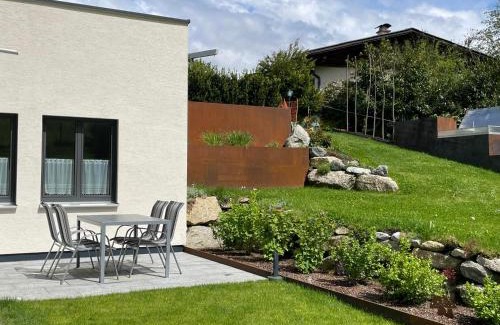 Buerserberg Apartment | Appartement Mona