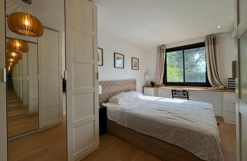 Mougins Apartment | Appartement MOUGINS, moderne et cozy, piscine tennis pétanque et golf à 2 mns
