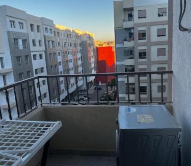 Luxus Apartment | Appartement neuf 2 chambres ,wifi , parking , Jardins de Tanger