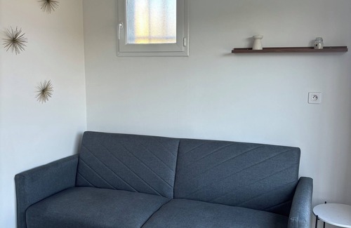 Bouchet Condo | Appartement Neuf Avec Jardin Dans Village Calme et Charmant !