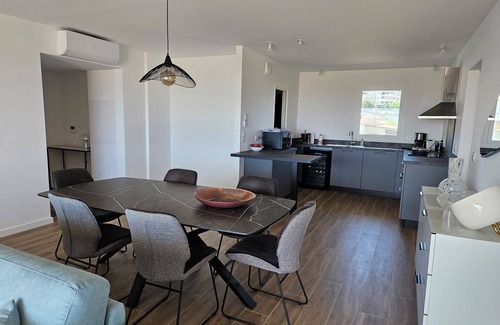 Santa-Reparata-di-Balagna Apartment | Appartement Neuf de 84 m2 Avec Terrasse de 60 m2 vue mer