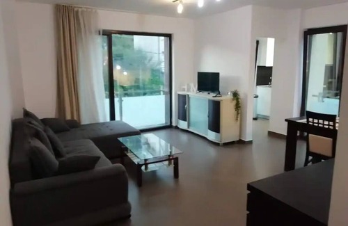 Old Town Apartment | Appartement Neuf de 67 m² en Face de Central Parc