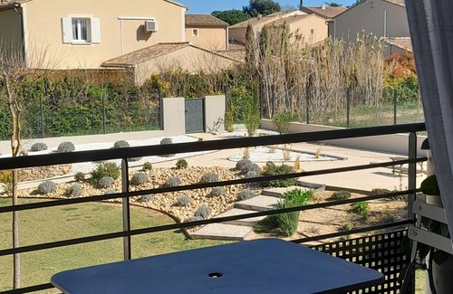 Robion Apartment | Appartement neuf et tout confort en Luberon