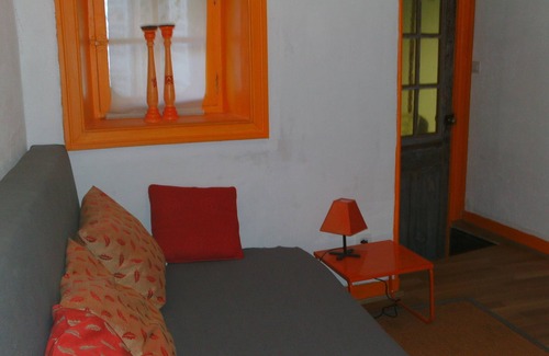 Courpiere House | Appartement Original Dans Maison 19ème Siècle