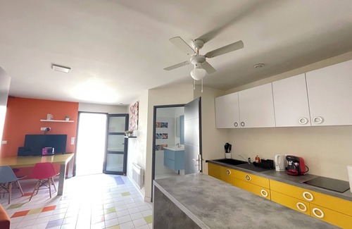 Bessan Apartment | Appartement Pop-art Proche des Plages du cap Dagde