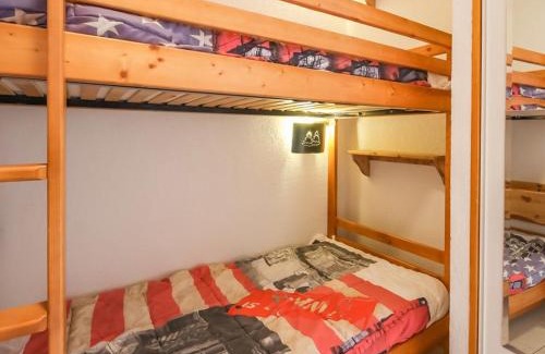 Les Eucherts Apartment | Appartement près des pistes avec WIFI gratuit et balcon - FR-1-275-133