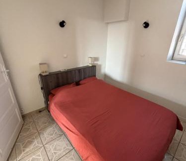 Chateauvert Apartment | Appartement proche de la gare et du centre ville