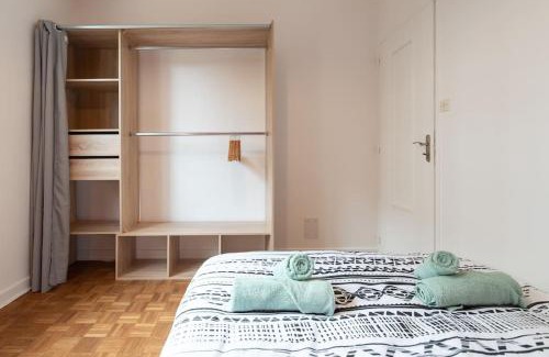 Leon Blum - Bon Coin Apartment | Appartement rénové pour 6 avec parking