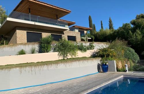 Carqueiranne Apartment | Appartement Regard-sur-mer 165m2 4ch vue mer piscine